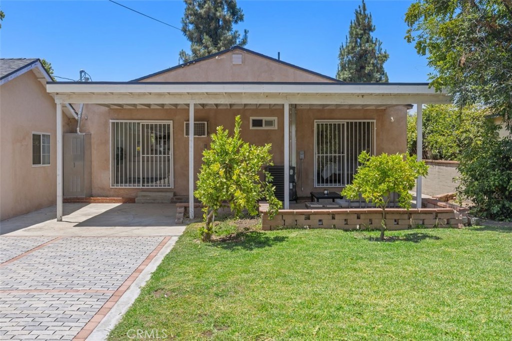 main property photo 37