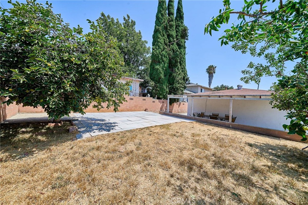 main property photo 37
