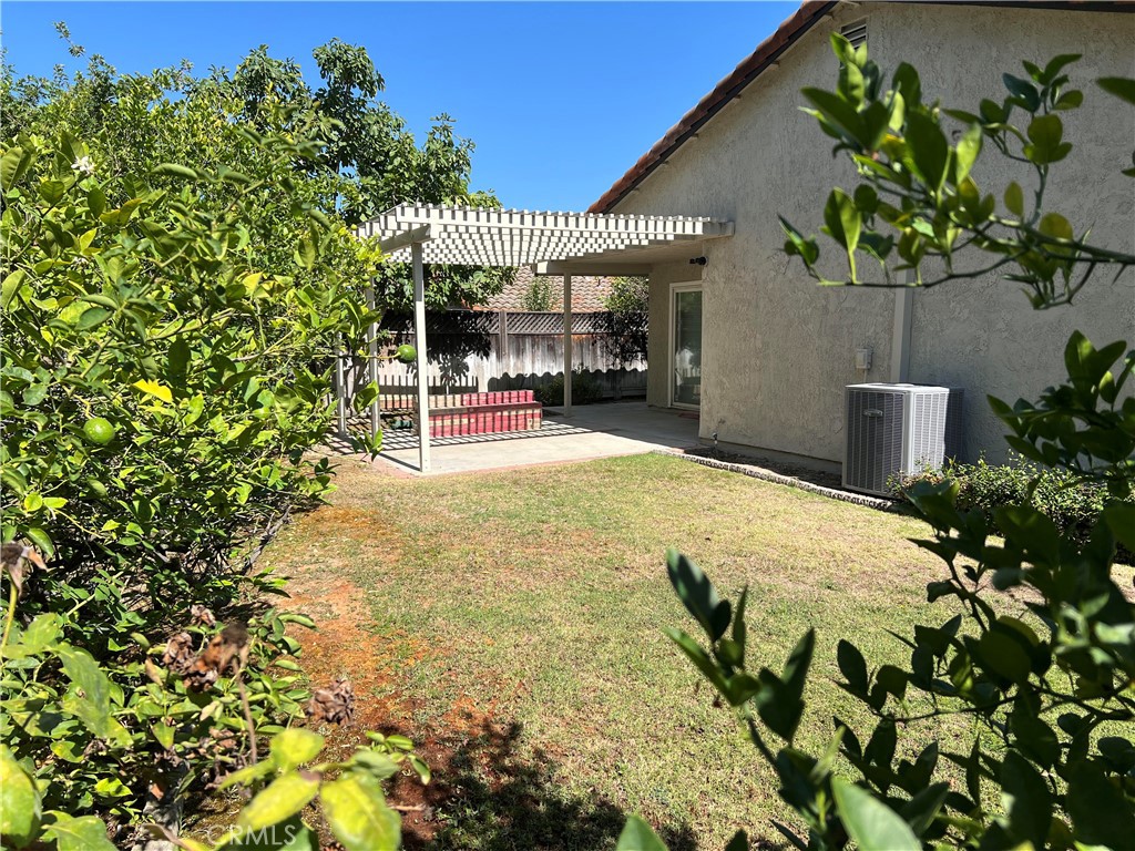 main property photo 13