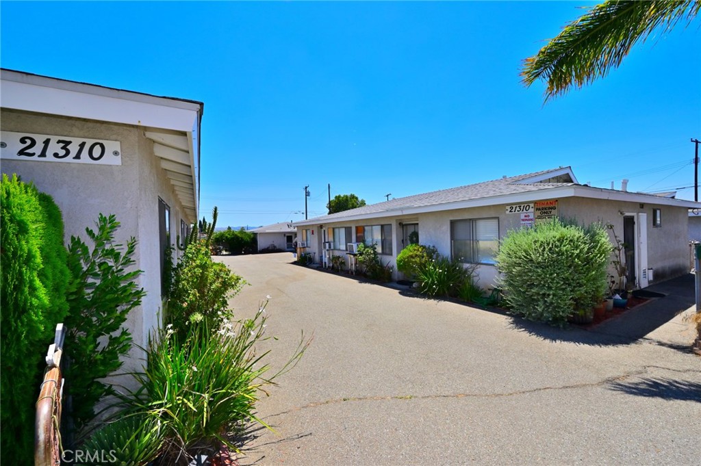 main property photo 13