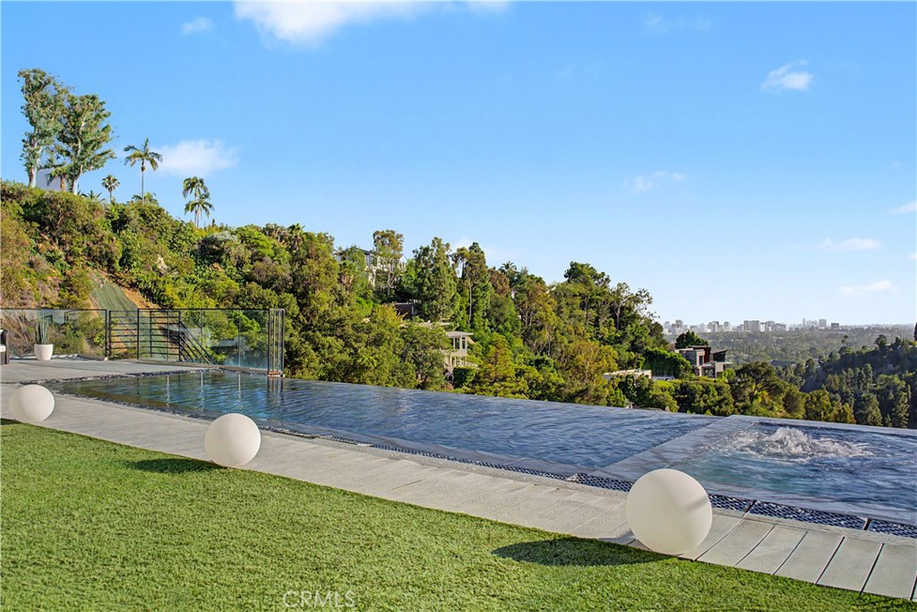 main property photo 59