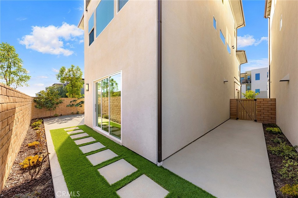 main property photo 66