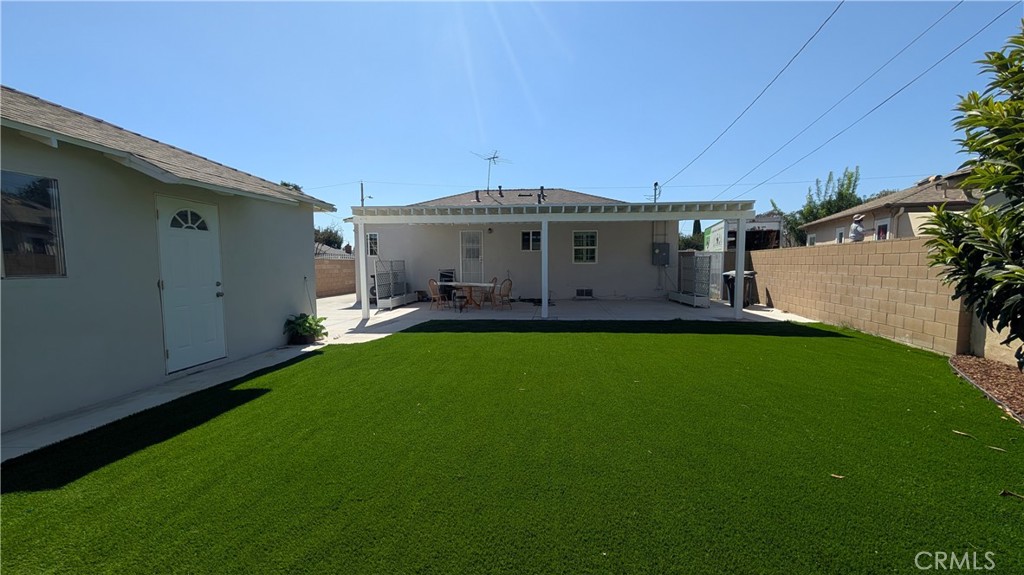 main property photo 19