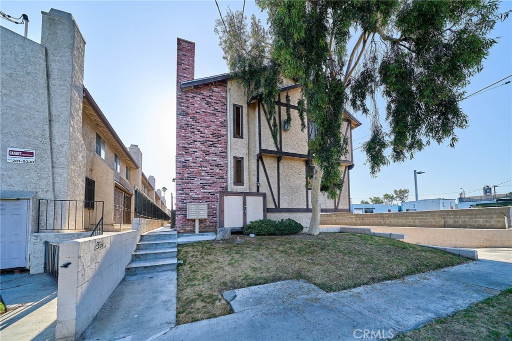 main property photo 44
