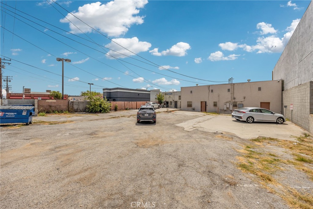 main property photo 35