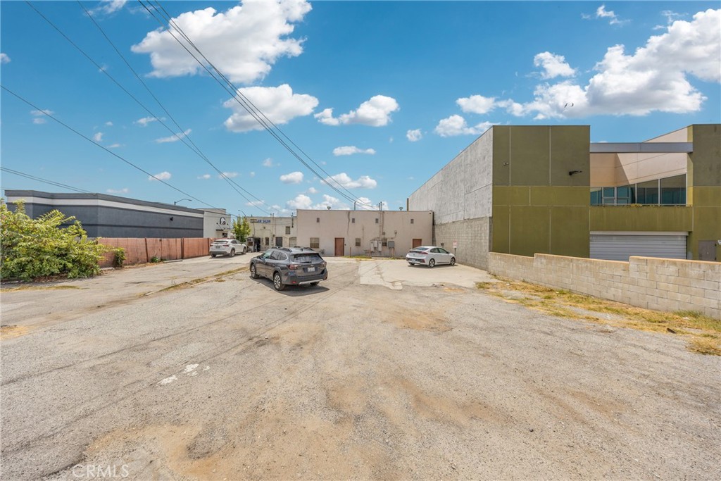 main property photo 36