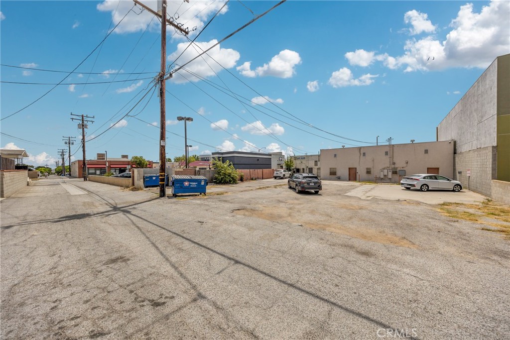 main property photo 39
