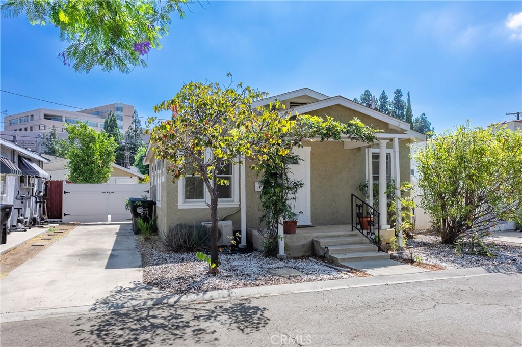 main property photo 20