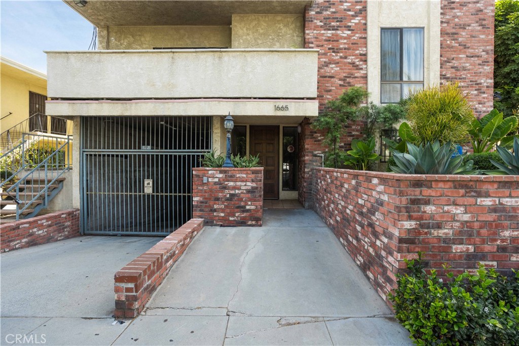 main property photo 48