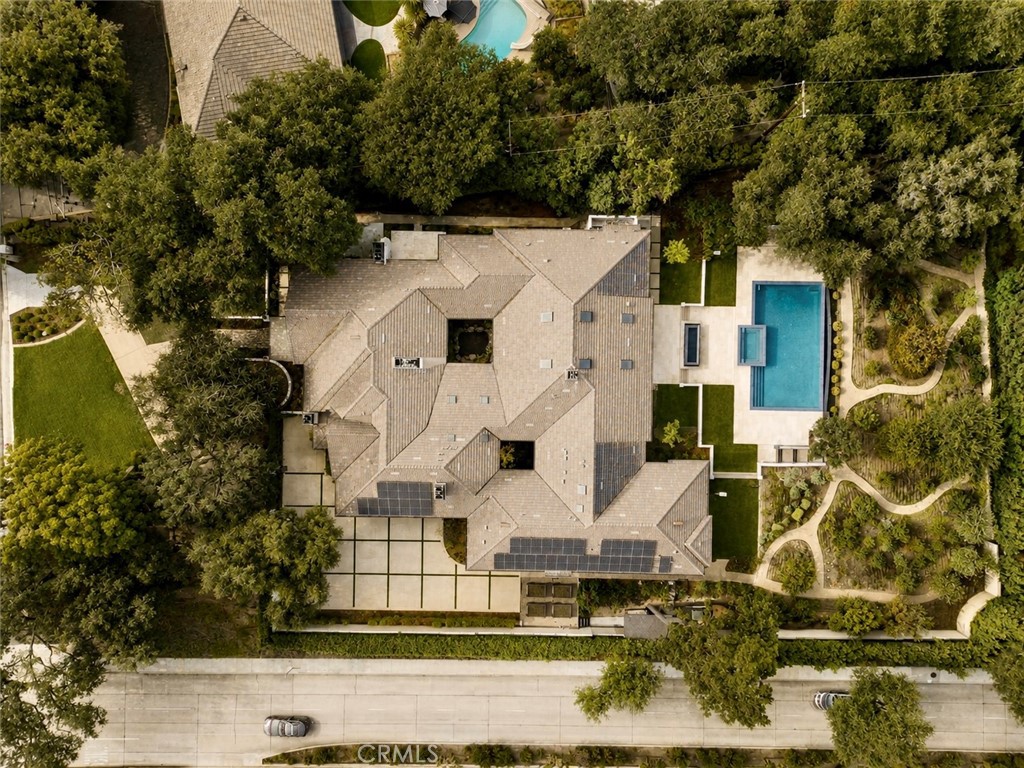 main property photo 59