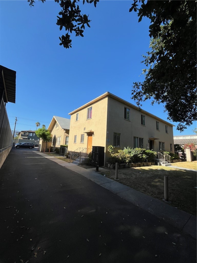 main property photo 1