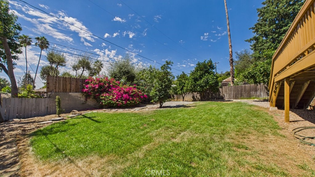 main property photo 50