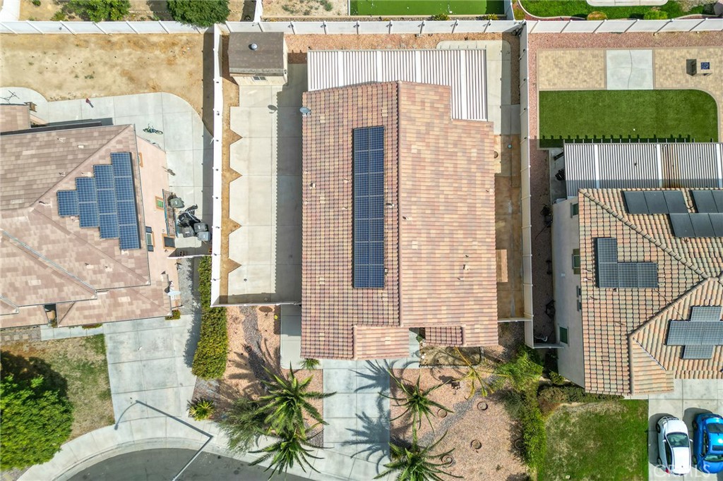main property photo 33
