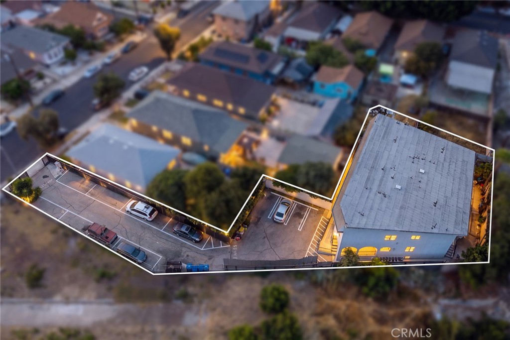 main property photo 6