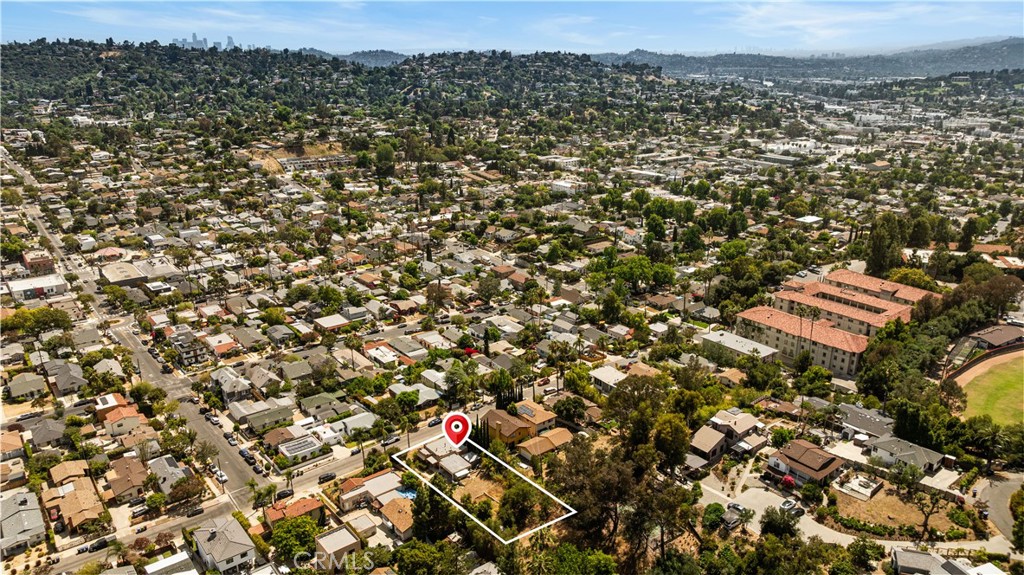 main property photo 10