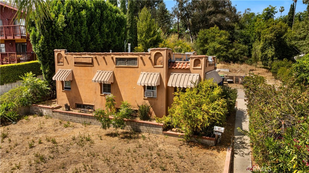 main property photo 22