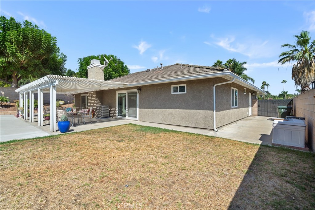 main property photo 25