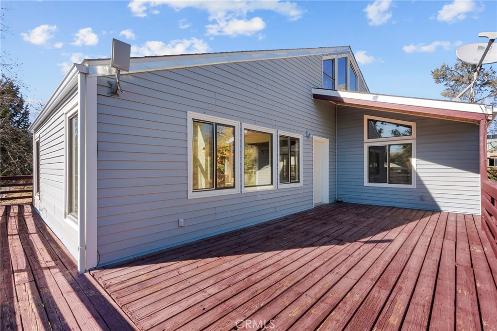 main property photo 28