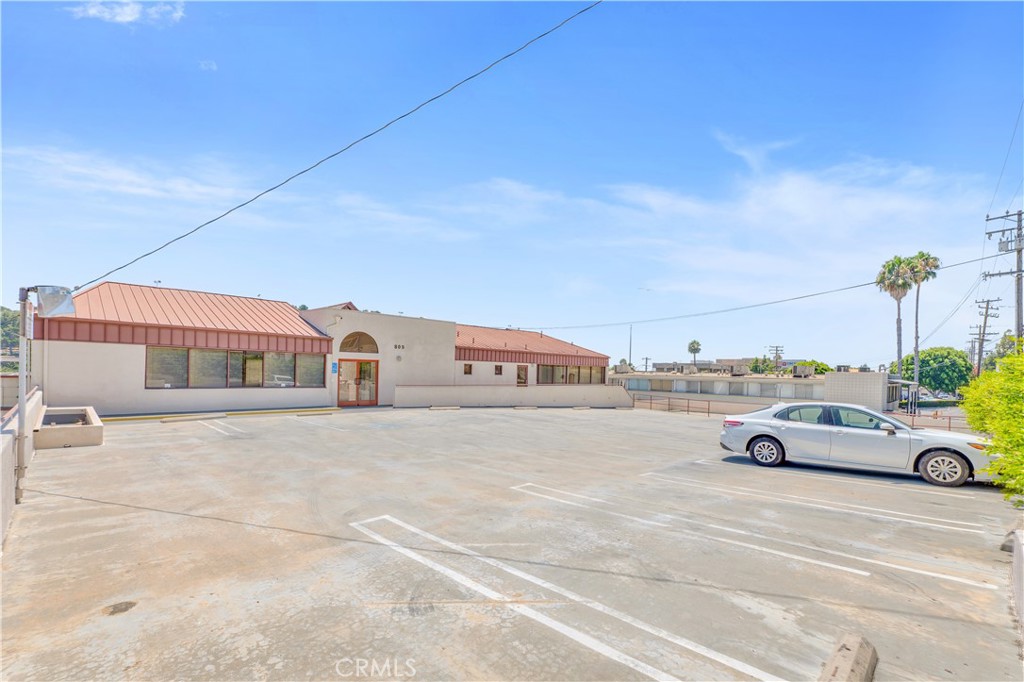 main property photo 34