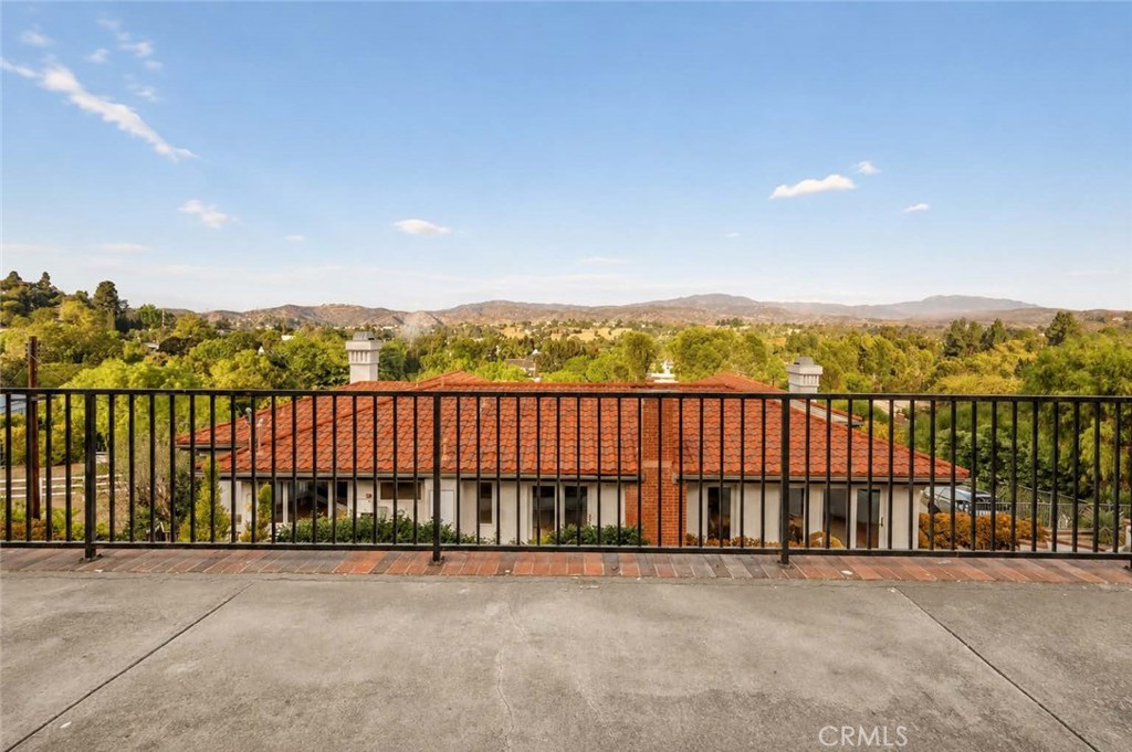 main property photo 66