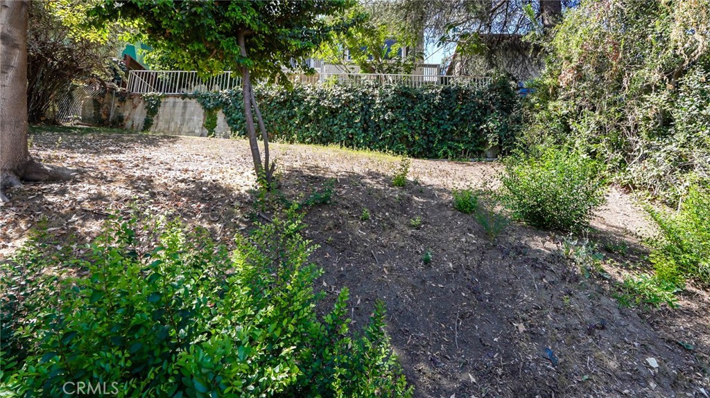 main property photo 50