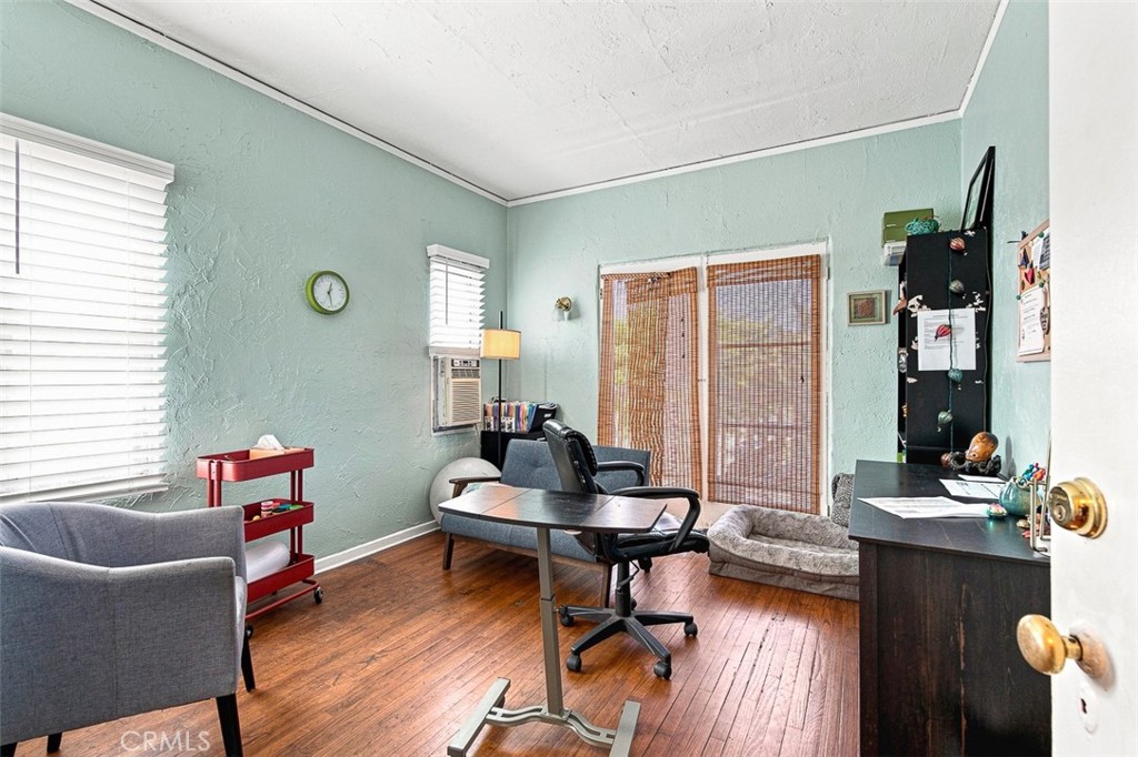 main property photo 29