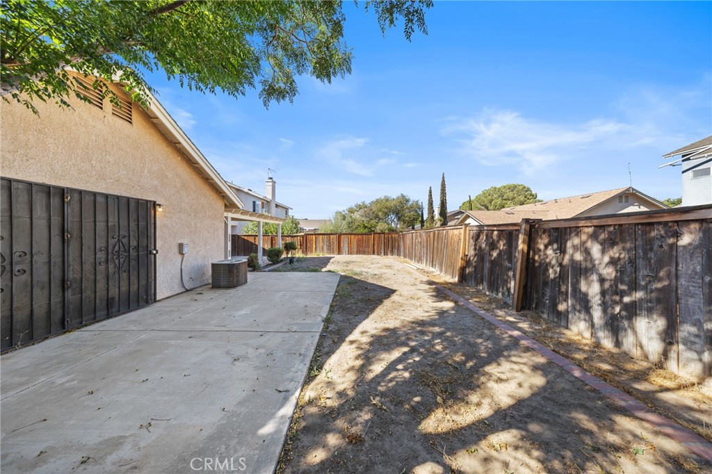 main property photo 33