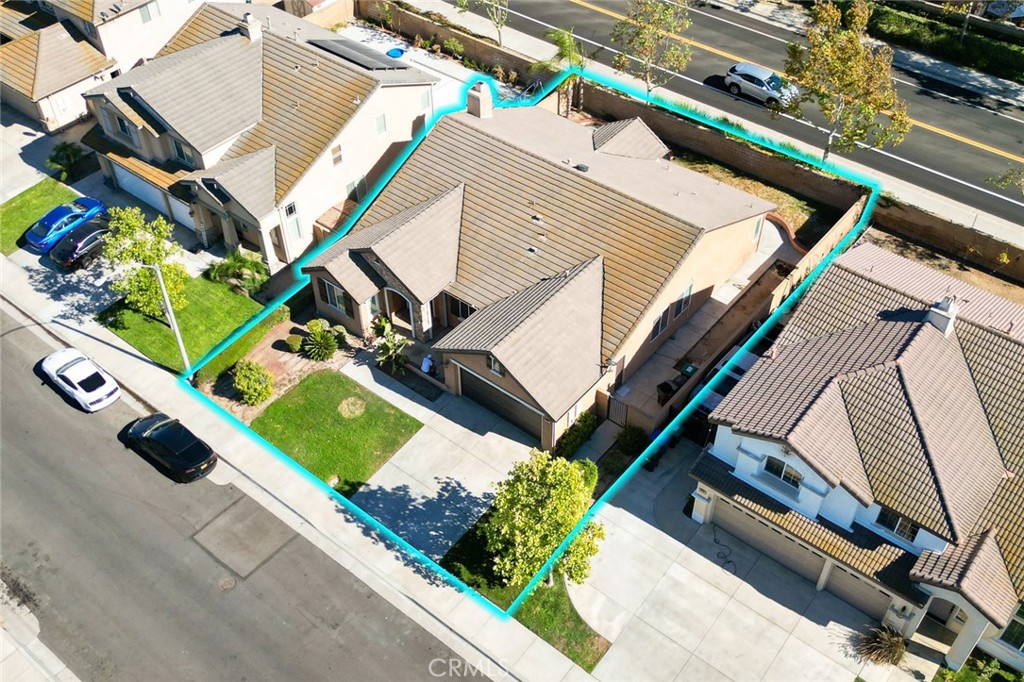 main property photo 41