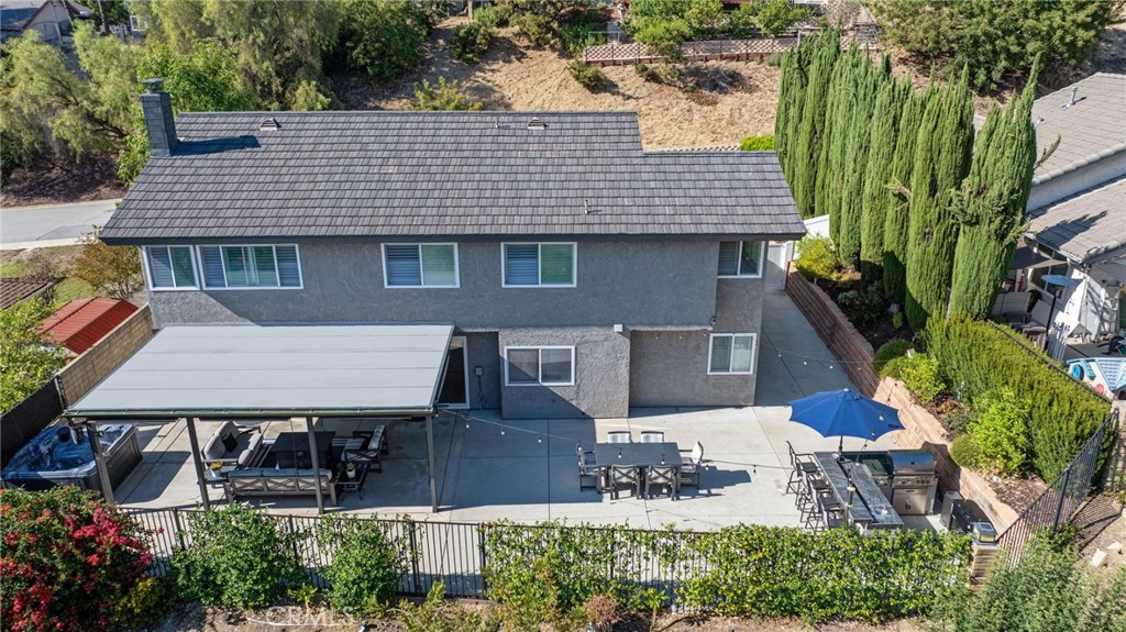 main property photo 15