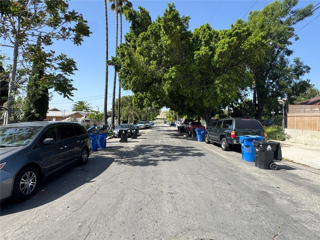 main property photo 17
