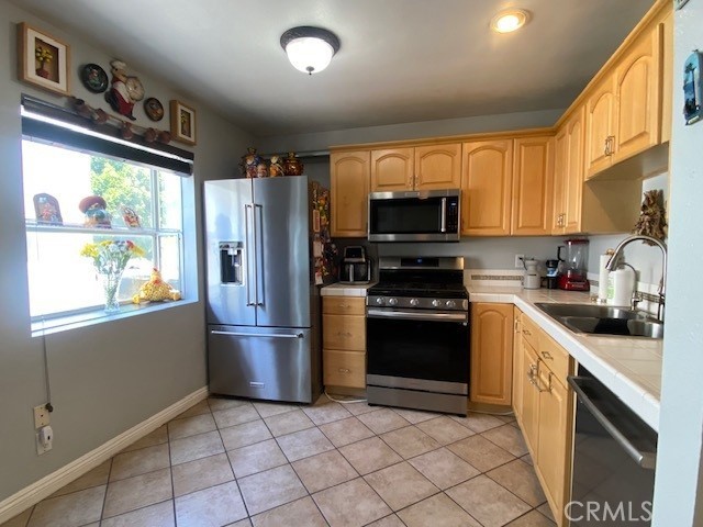 main property photo 9