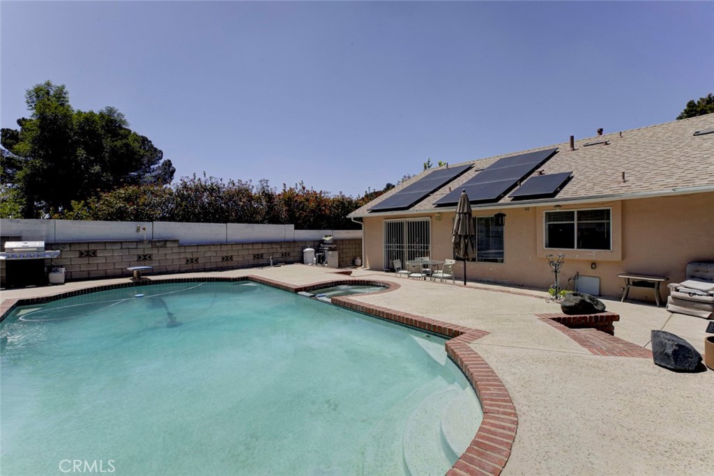main property photo 45