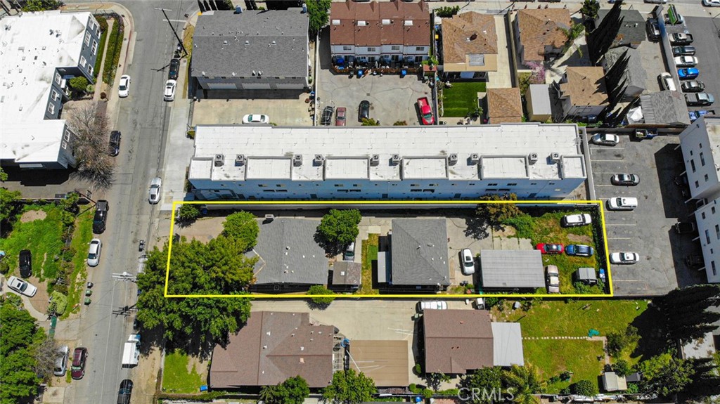 main property photo 32