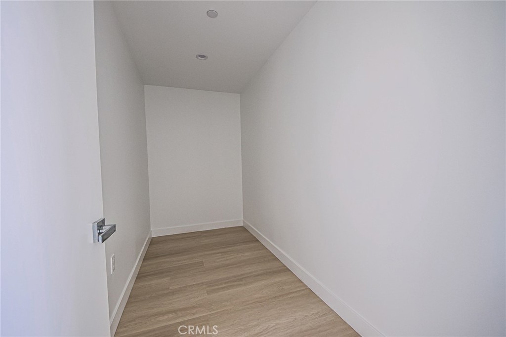 main property photo 70