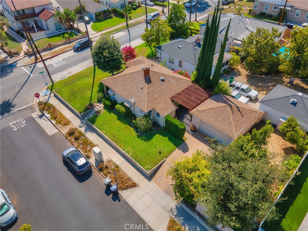 main property photo 54