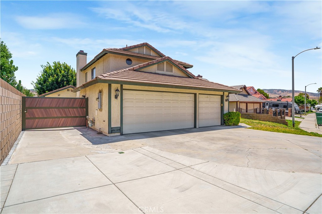 main property photo 53