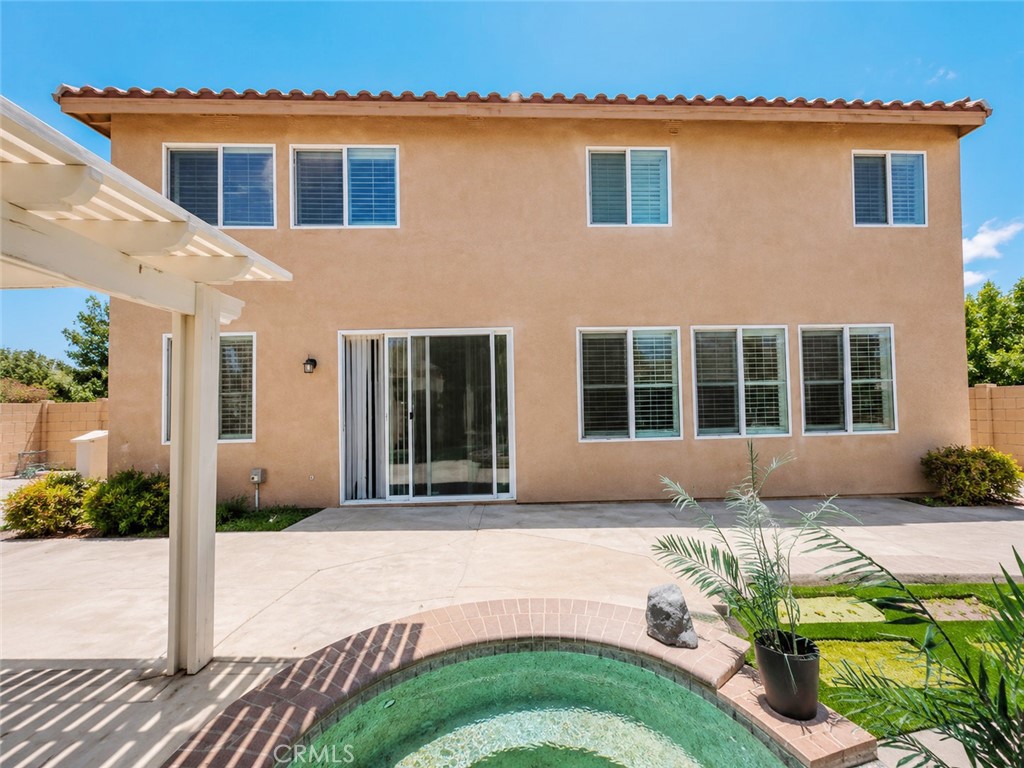 main property photo 19