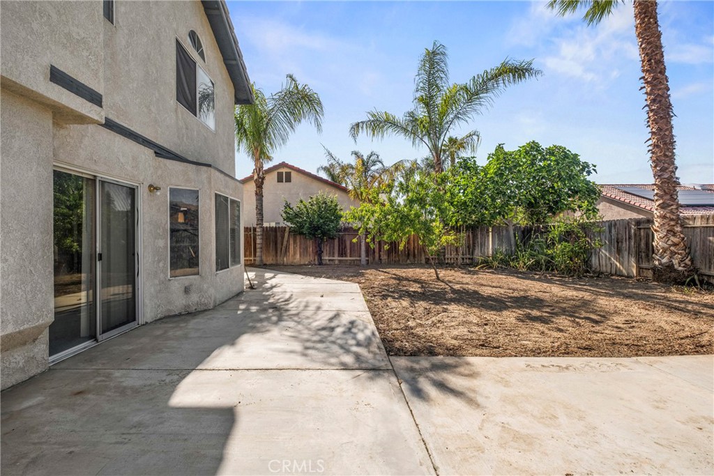 main property photo 11