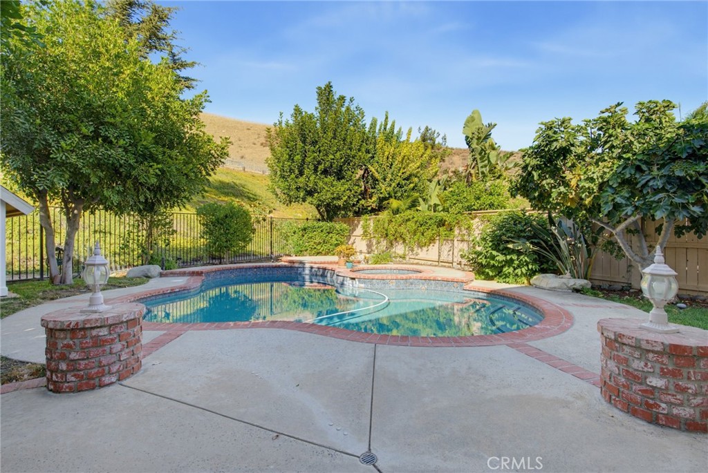 main property photo 49