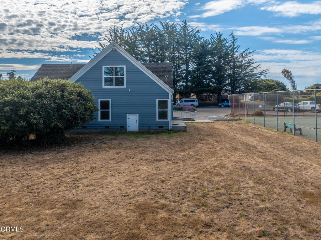 main property photo 15