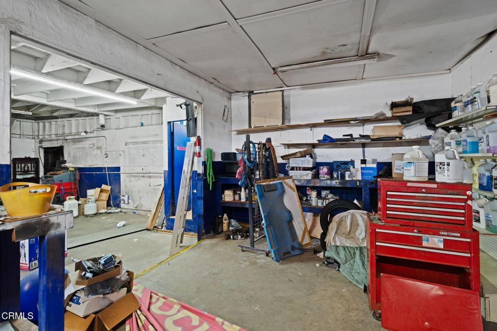 main property photo 13