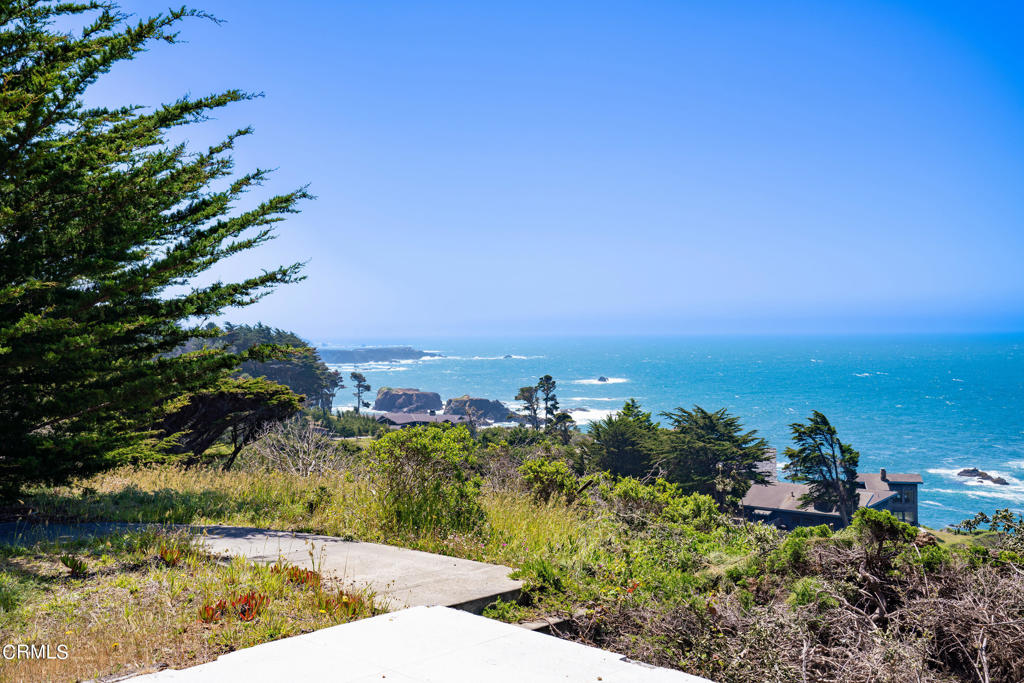 main property photo 17