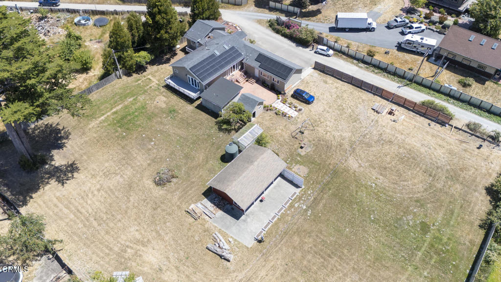 main property photo 45