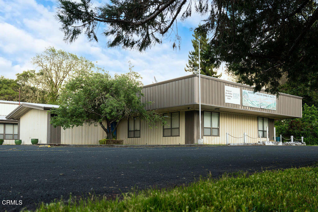 main property photo 16
