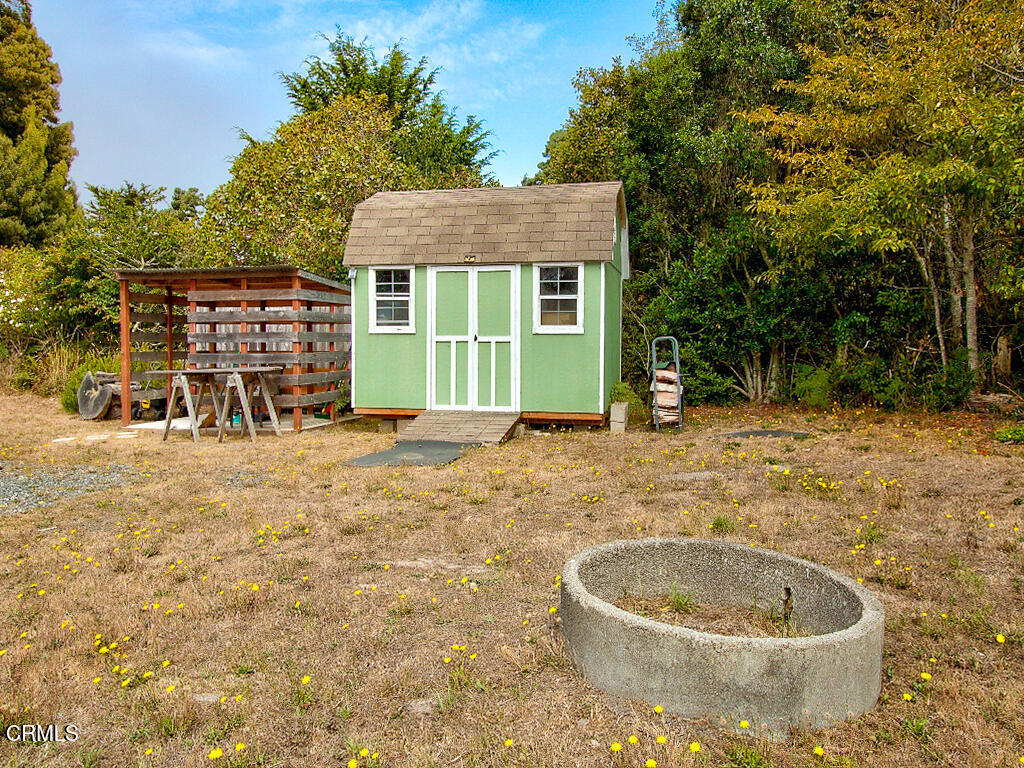main property photo 28