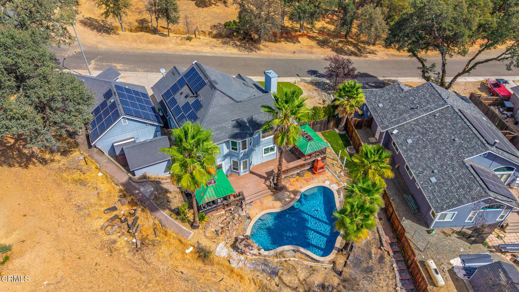 main property photo 32