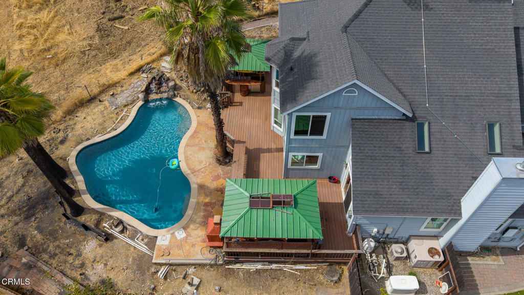 main property photo 41