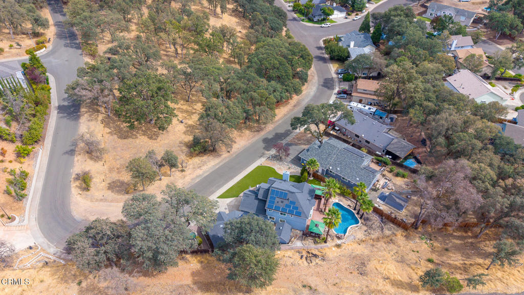 main property photo 50
