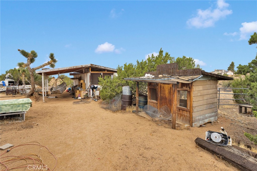 main property photo 18