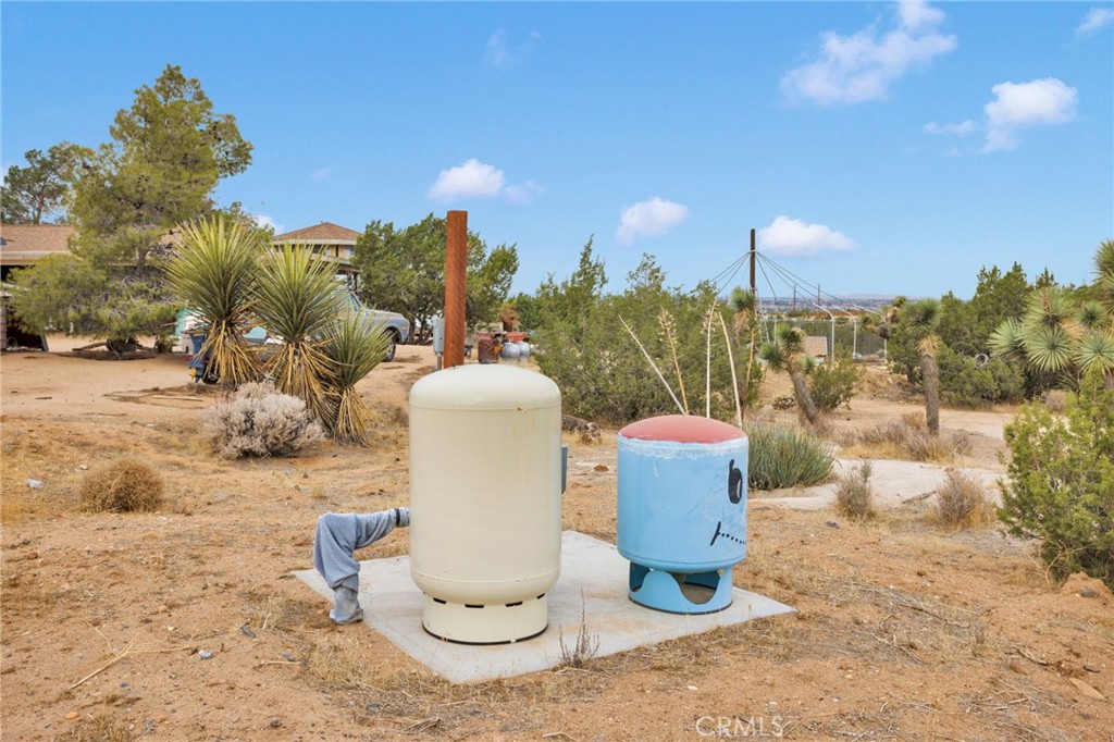 main property photo 22